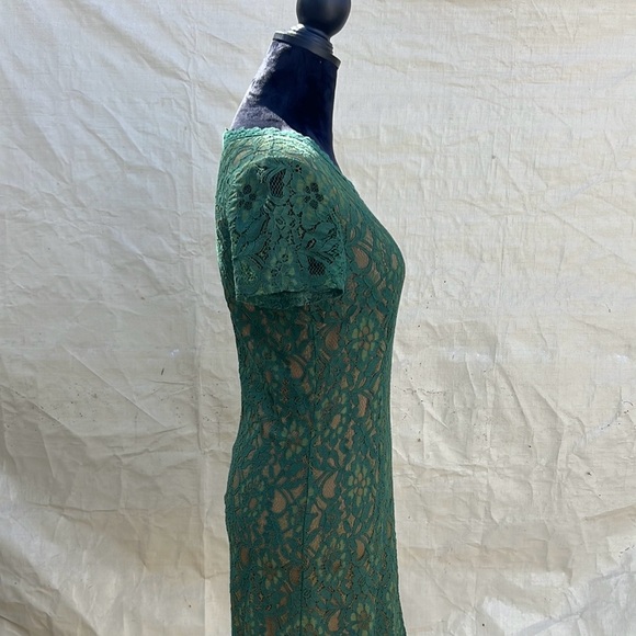 Beautiful forever, 21 green lace dress. Size small. - Picture 10 of 10